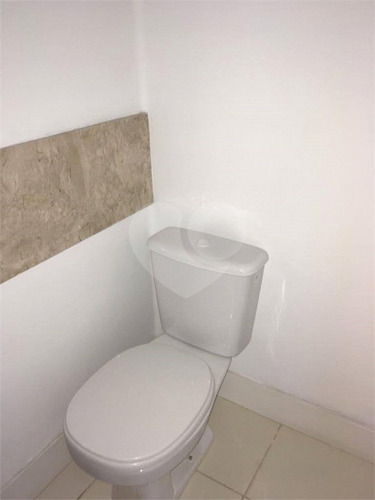 Imagem 9 de 15 de Sala Comercial Bem Localizada No Petrópolis - Reo472523