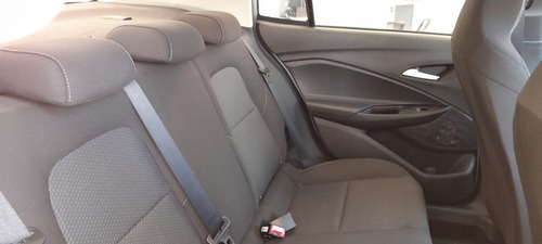 Chevrolet Onix plus 1.0 Lt