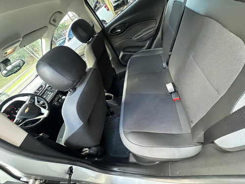 Chevrolet Onix 1.4at Act