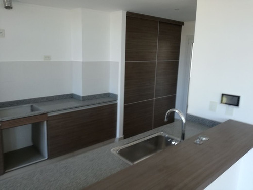 Imagen 13 de 15 de Vendo Excelentes Departamentos De 1 Dormitorio Con Quincho Y Piscina. Belgrano Al 200.