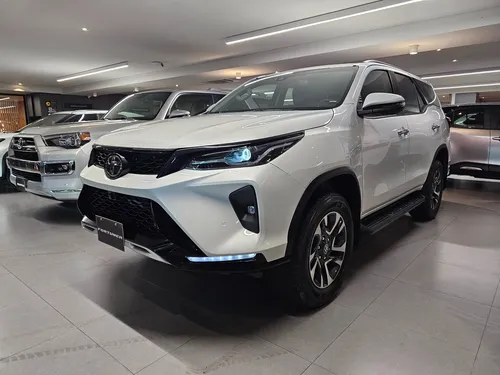 Toyota Fortuner 2.8 Diesel Srv 4X4 At