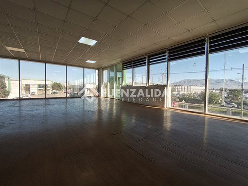 Local Multifuncional En Work Center - 2 Pisos - 156m2