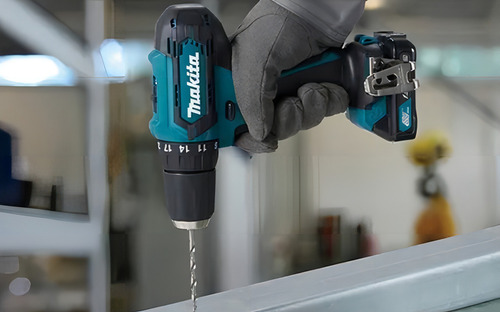 Parafusadeira Furadeira Makita Df333dwye 2 Baterias E Maleta Cor Azul-turquesa