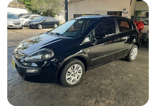 Fiat Punto 1.4 Attractive 8v Flex 4p Manual