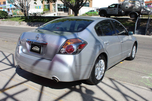 Imagen 2 de 15 de Nissan Altima 2010 4p S Basico Aut Cvt