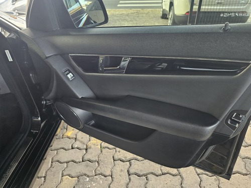 Mercedes-Benz Classe C Classe C 1.8 CGI CLASSIC 16V GASOLINA 4P AUTOMÁTICO