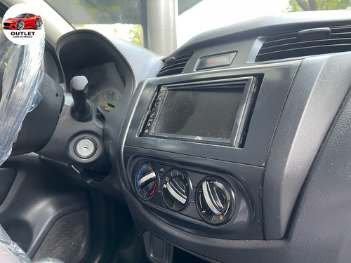 Nissan NP300 2.5 Pick-up Dh Aa Pack Seg Mt