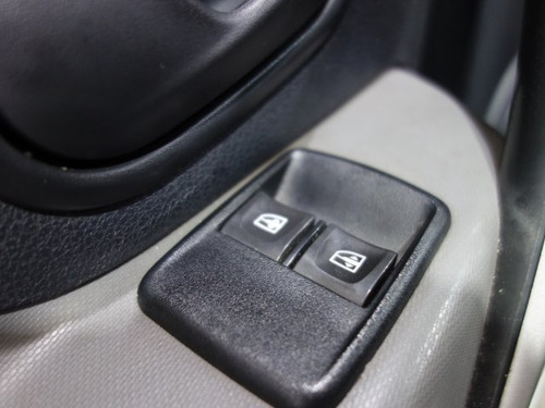 Renault Logan Logan 1.6 EXPRESSION 8V FLEX 4P MANUAL