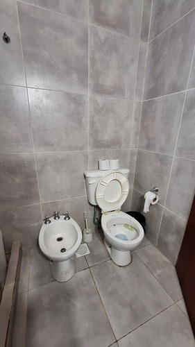 Casa A La Venta, Dos Habitaciones.