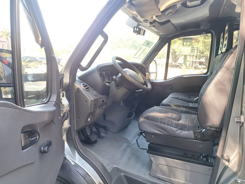 Iveco 70c16 Hd Cabine Dupla - 2011 Com 166.664 Km + Bau