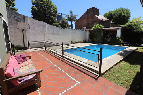Casa 5 Amb. Venta Gral Pacheco Jardín Y Pileta