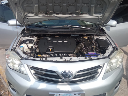 Imagen 8 de 16 de Toyota Corolla 1.8 Xei Automatico