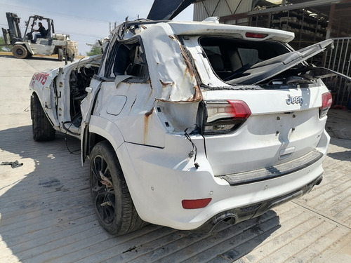 Imagen 5 de 11 de Desarmo Jeep Srt8 Año 2017 Solo Por Partes
