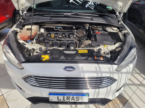 Ford Focus 2.0 Titanium Flex Powershift 5p