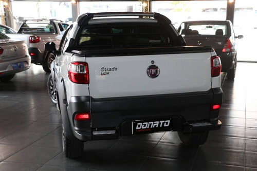 Imagem 6 de 12 de Fiat Strada 1.8 Mpi Adventure Cd 16v Flex 3p Manual