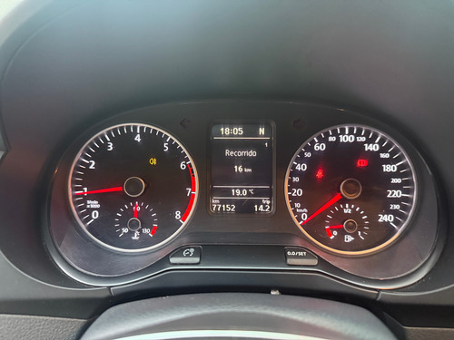 Volkswagen Suran 1.6 Imotion Highline 110cv