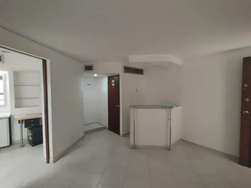 Oficina En Arriendo En Versalles. Cod A10786