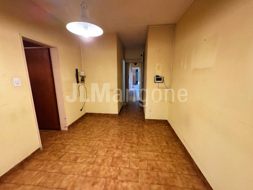Chalet 7 Amb Con Cocheras, Parques Y Piscina