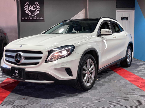 Mercedes-Benz Clase GLA 1.6 180 HP CGI 2017