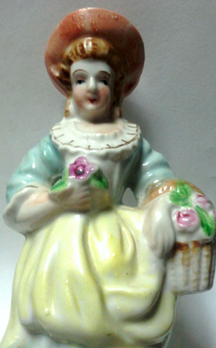 Decorativa Figura Porcelana Mujer Florista Antigua