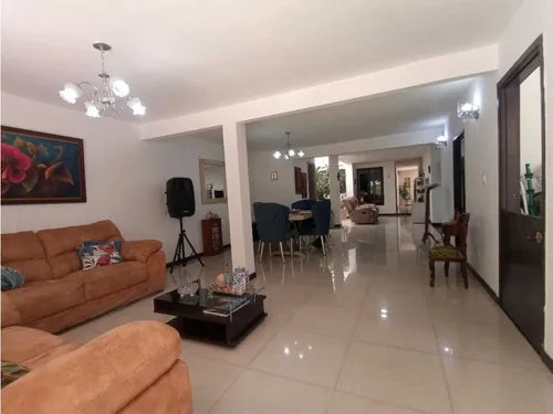 Se Vende Casa Independiente Un Nivel + Terraza En Mayapan Las Vegas