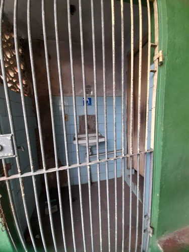 Imagem 2 de 8 de Salão Comercial C/ Casa - Jd. Da Glória - Cotia/sp - Sl8001v