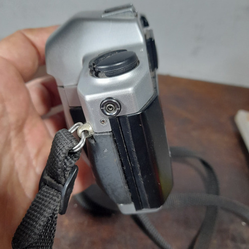 Imagem 6 de 9 de Câmera Fotográfica Vivitar V4000 Antiga Travada, Peças