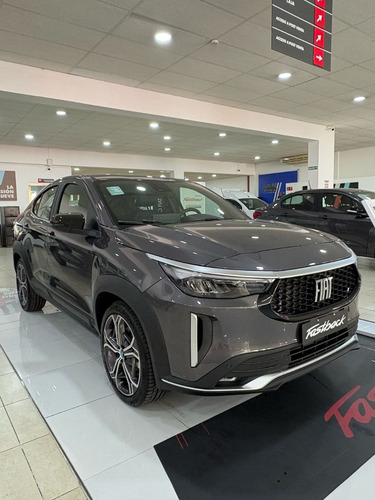 Fiat FASTBACK 1.3 T270 At6