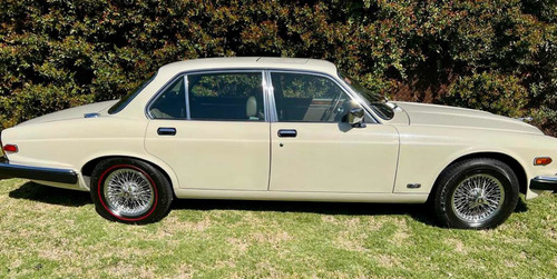 Imagen 10 de 16 de Jaguar Xj