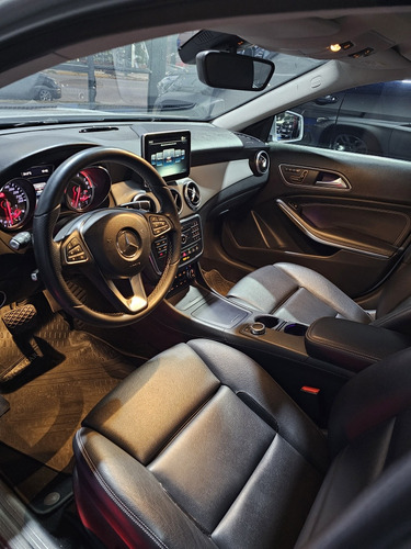 Mercedes-Benz Clase GLA 1.6 Gla250 At Sport B.efficiency