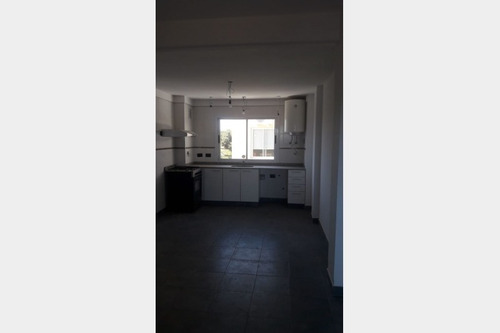 Imagen 8 de 10 de Departamento En Venta En Ramos Mejia