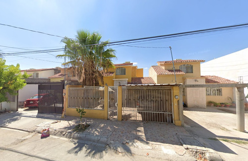 Casa En Remate En San Felipe, Torreón, Coahuila. -sk20