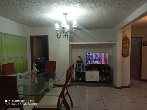 Imagen 6 de 13 de Venta Hermosa Casa Hoyo De La Puerta