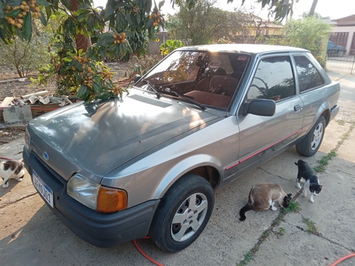 Ford Escort Hobby 1.0 Gasolina - 1995