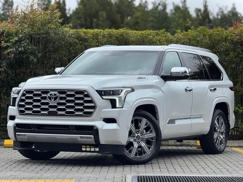 Toyota Sequoia 3.5 V6 Capstone