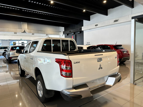 Mitsubishi L200 2.5 Turbo Diesel Full 4x2 D/c 2020