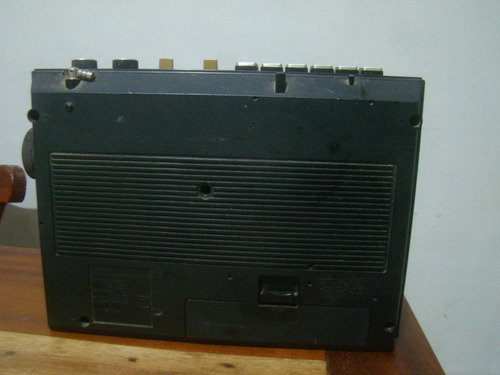 Rádio Sony Cfm 313 S , Para Conserto , Ler Descrição (Usado)
