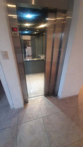 Venta Departamento De 5 Ambientes En Barrio Buenos Aires Village