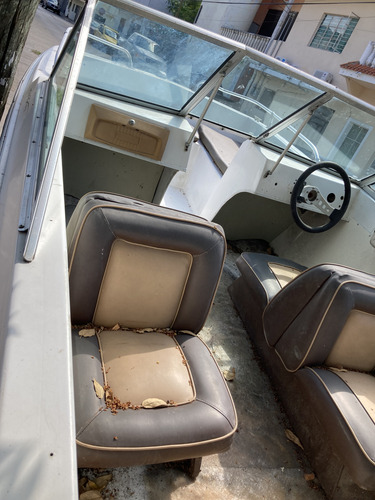 Lancha Vip Motor Jhonsonn 70 Hp Remolque Y Casco Con Detall