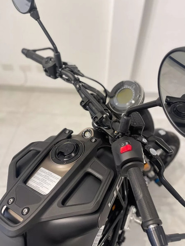 Husqvarna Svartpilen 401 0km 2023