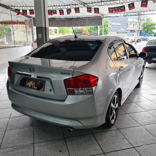 Imagem 7 de 9 de Honda City
