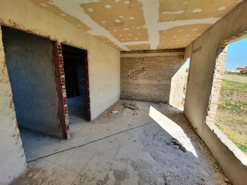 Imagen 21 de 25 de Terreno De 1.700 M2 Con 2 Casas Terminadas, Una En Construcción Y Base Para 3 Mas