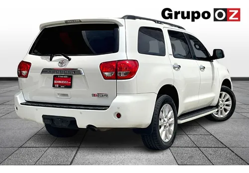 Toyota Sequoia 5.7 Plinum V8 At
