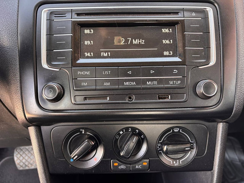 Volkswagen Vento 1.6 Confortline At