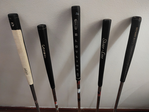 Un Putter De Golf, A Elegir Entre Los Publicados Negro Derecha Varios (Usado)