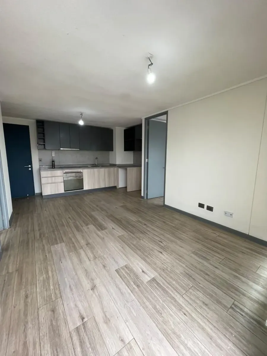 Imagen 2 de 13 de Departamento Estilo Mariposa En Arriendo Metro Bellavista