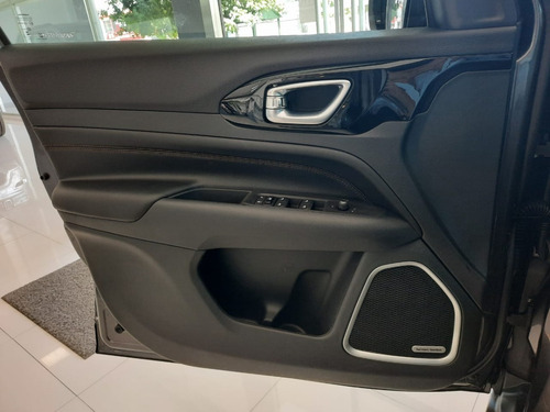 Imagen 17 de 17 de Jeep Commander Limited Turbo 2.0 At9 4 X 4