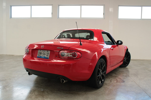 Imagen 1 de 8 de Mazda Mx-5 2015
