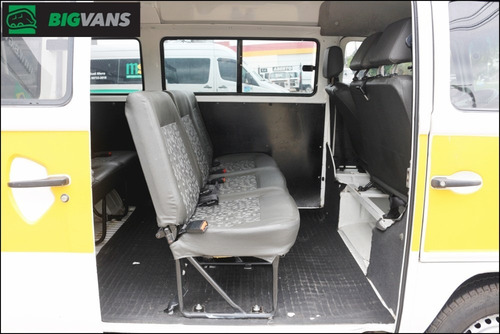 Kombi 2012 Escolar Std 1.4 Flex 9 Lugares Branca (5745)