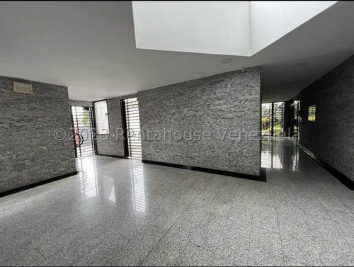 Lujoso Ph Duplex 585 M2 Los Palos Grandes. Katiuska Quevedo